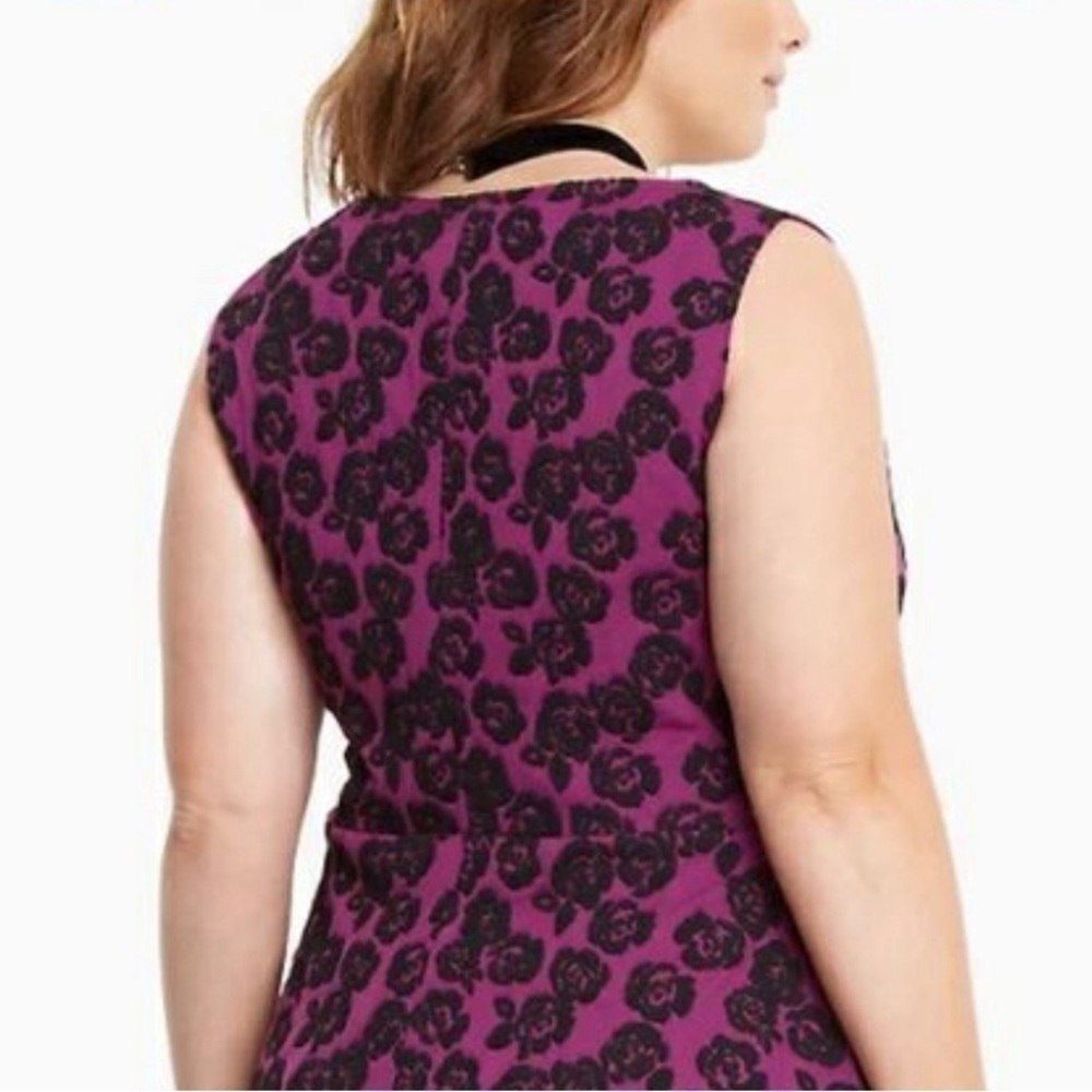 Torrid Women's Purple Floral Hi-Lo Peplum Sleeveless Blouse size 2 - Picture 5 of 8